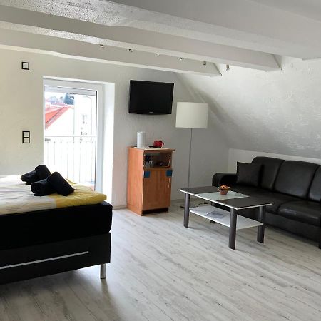 Hotel Am Mueritzhafen Garni Waren  Bagian luar foto