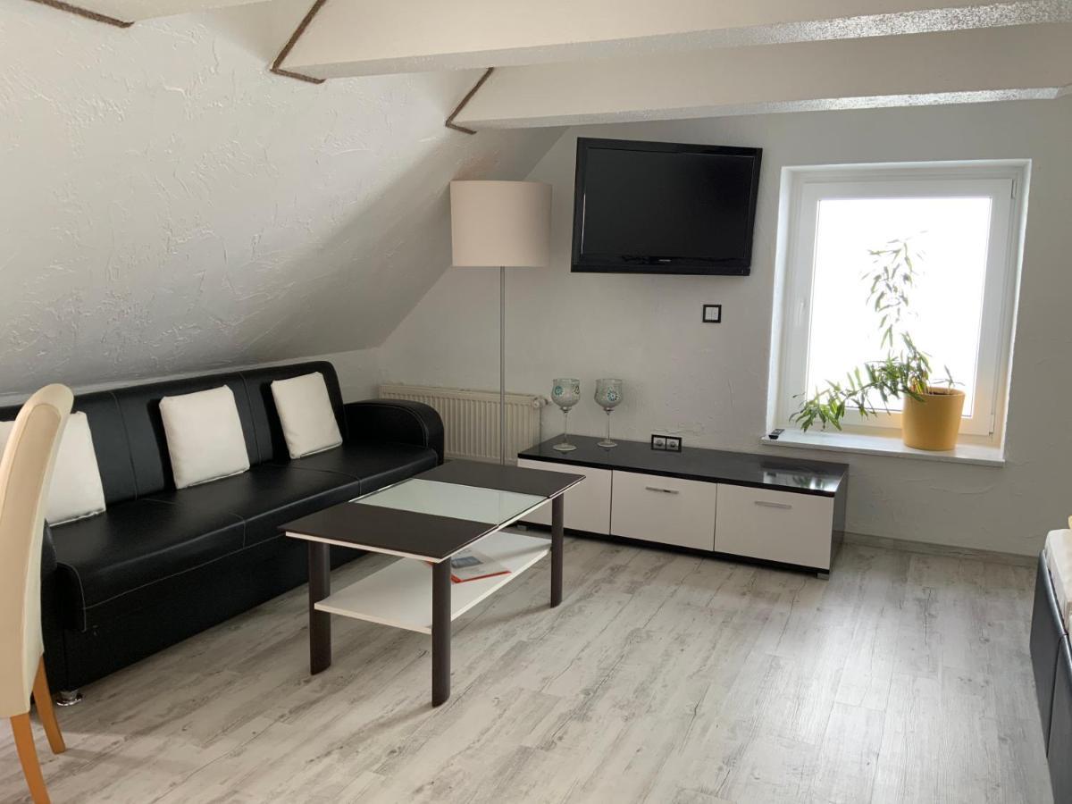 Hotel Am Mueritzhafen Garni Waren  Bagian luar foto