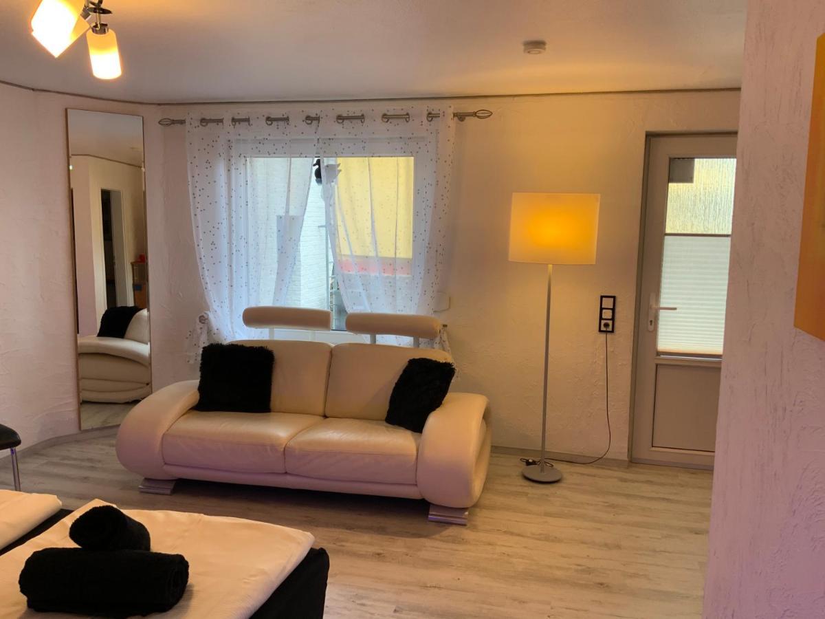 Hotel Am Mueritzhafen Garni Waren  Bagian luar foto
